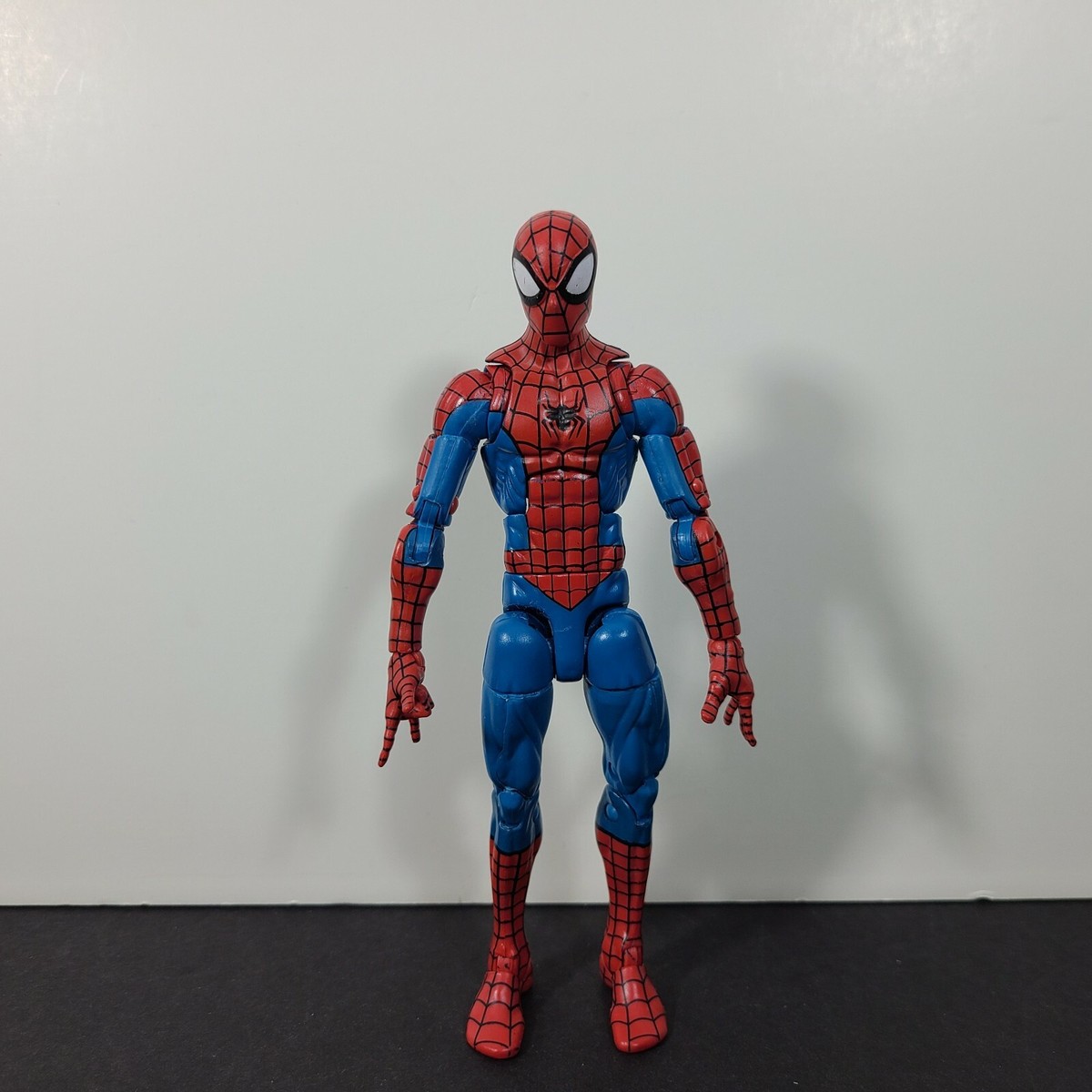 Marvel Legends Spider-Man Pizza 6