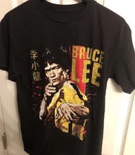 Ultimate Guide to Bruce Lee Collectibles and Memorabilia 15
