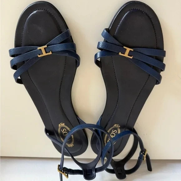 TOD'S Designer Authentic Flat Leather Sandals, SZ… - image 5