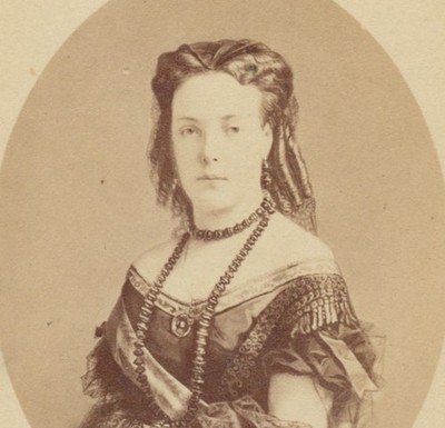 BEAUTIFUL PORTRAIT OF QUEEN MARIE HENRIETTE OF BELGIUM