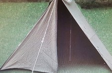 1A Neu NVA-Zelt-2 Planen- 6 Stangen- 6 Heringen- 2 Leinen +1 Beutel.-Regenumhang