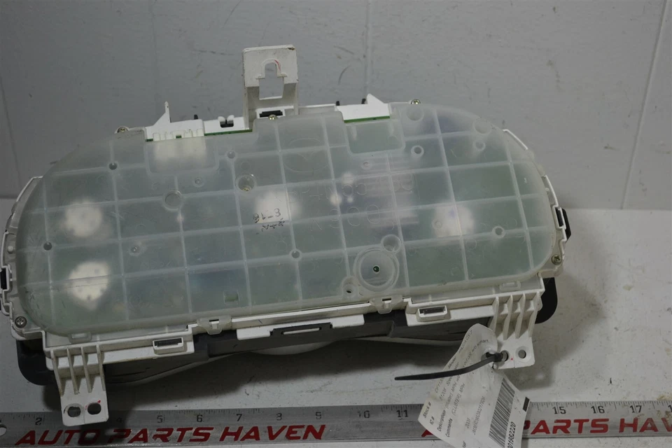 07-09 Mazda CX-7 - Painel de instrumentos velocímetro sem chave inteligente - Imagem 2 de 4