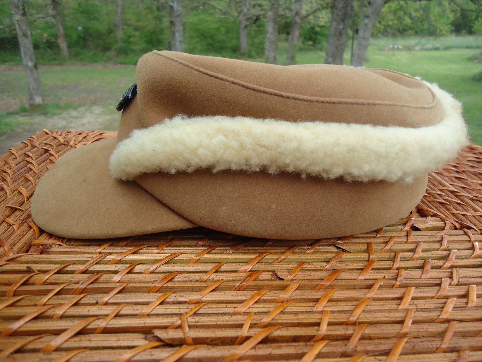 VTG Camel Suede Sheepskin Shearling Winter Cap Hat Childs(?)Size M Inner Flap