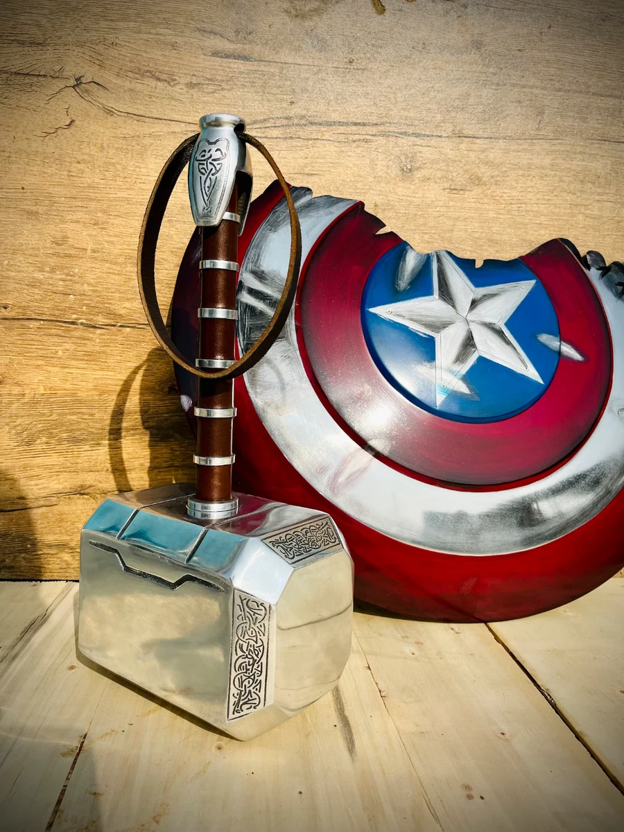 Marvel Legends Captain America with Broken Shield Thor s Mj lnir