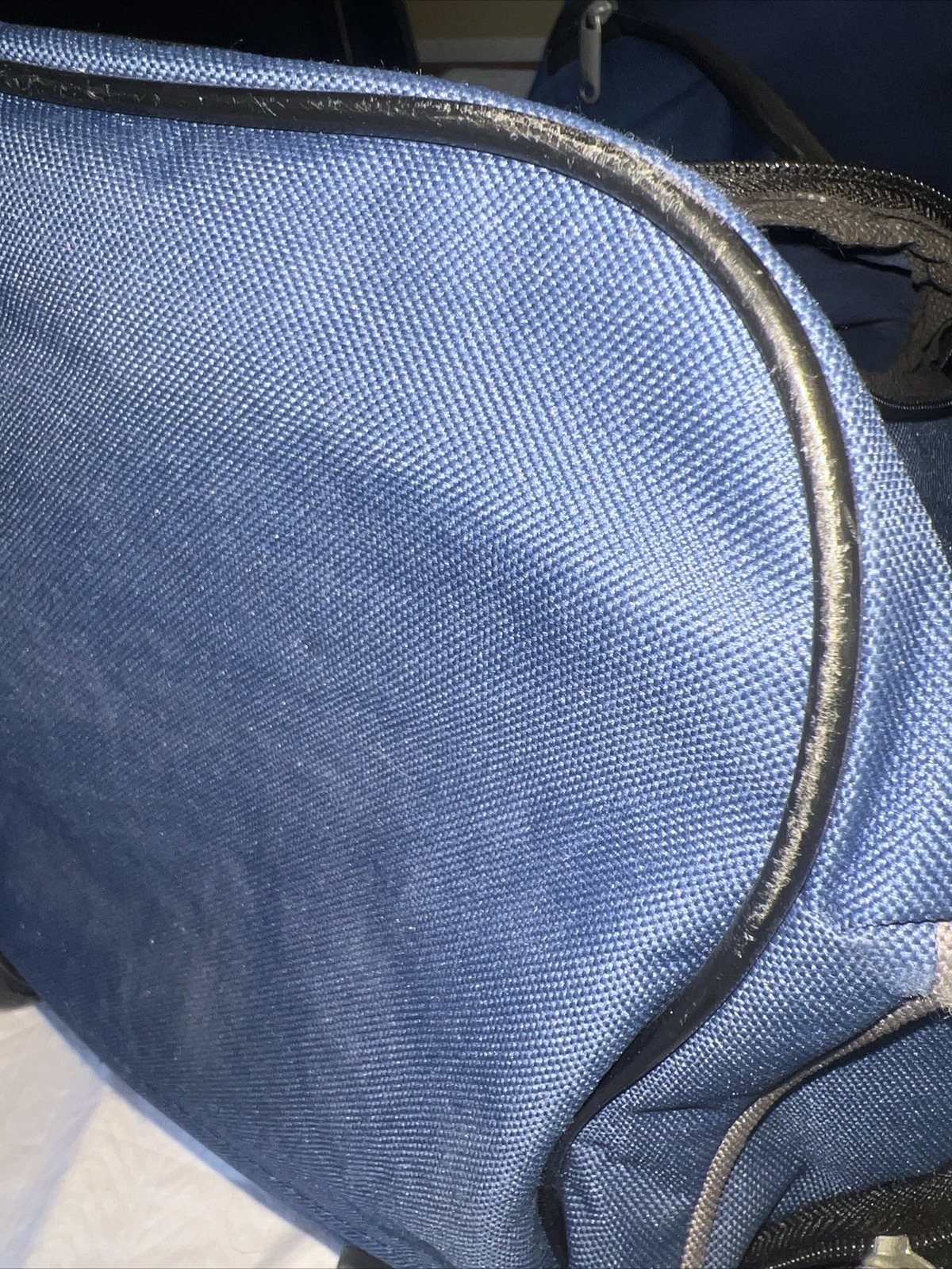 Used Disney Aulani Hawaii Dark Blue Roller Bag Duffle Bag Luggage Exclusive Rare