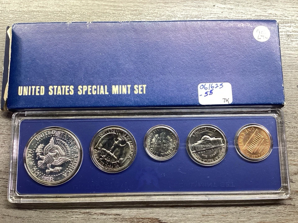 1967 Special Mint Set 5 Coin Set with Silver Kennedy in Original Box 061625 55tk - Image 4 of 4