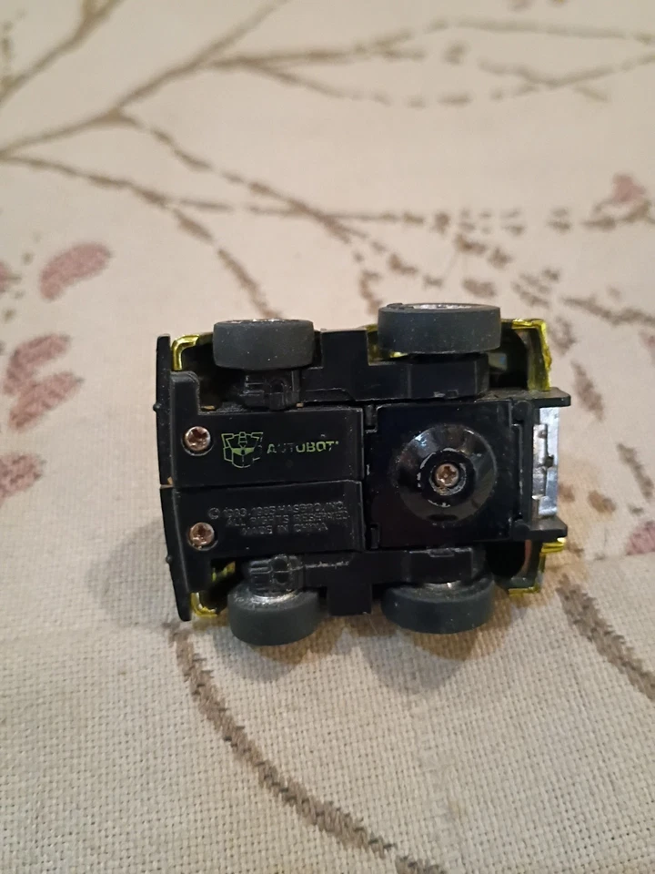 20 世纪 80 年代变形金刚 G2 大黄蜂金属金迷你 AutoBot 孩之宝大众甲壳虫 — 第 4/4 张图片