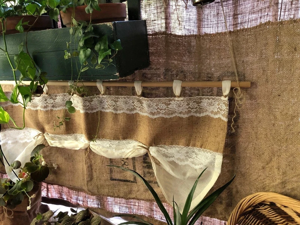 Cenefa/cortina natural de arpillera/encaje/muselina con ataduras no ajustables Foto 2 de 4