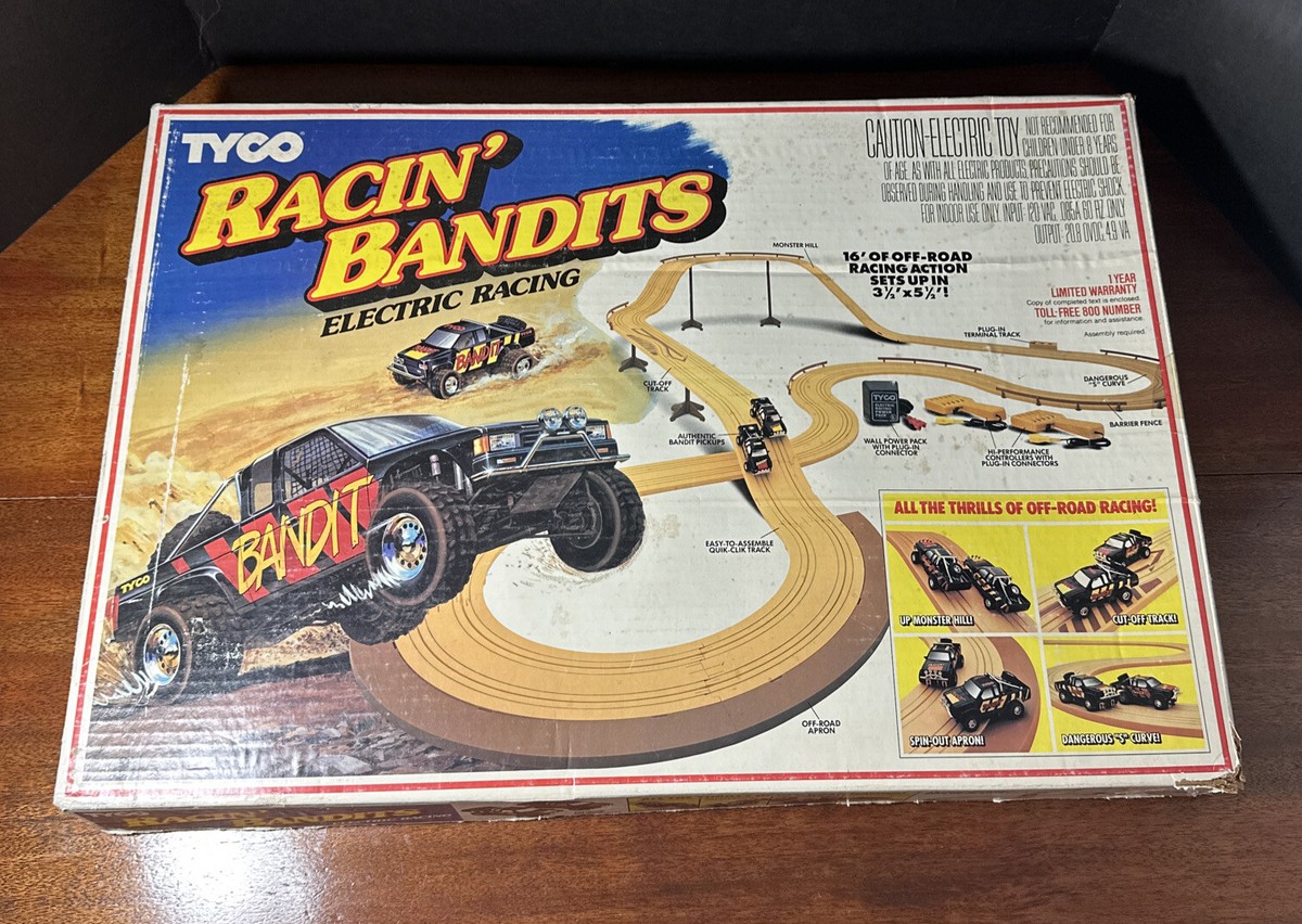 Vintage TYCO Electric Slot Car Race Track mail.ddgusev.soisweb.uwm.edu