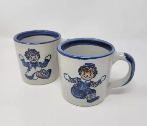 Vintage Louisville Stoneware Childs Mug Raggedy Ann & Andy  Kentucky EUC 3" 