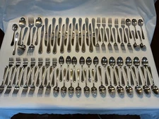 93 PC Oneida Silver FLIGHT RELIANCE pattern Stainless Steel Flatware EUC