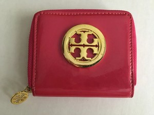 tory burch pink wallet