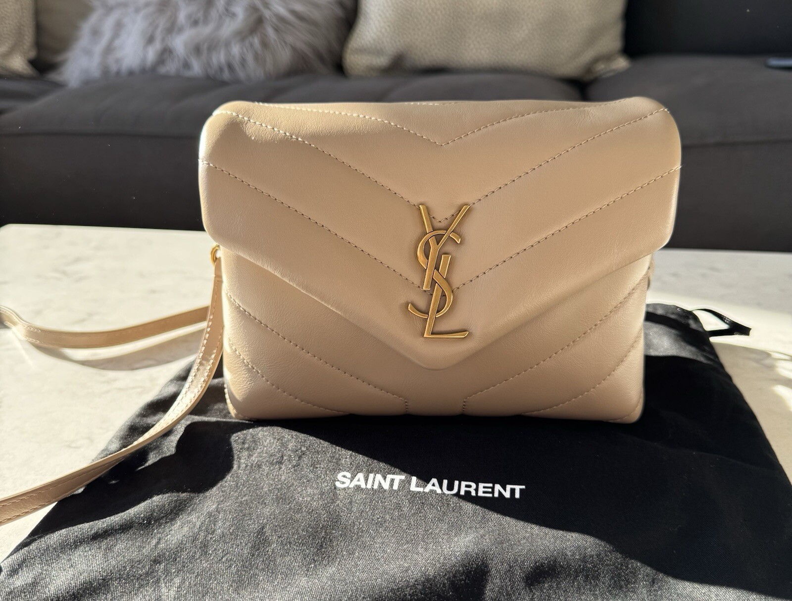 Borsa a mano Saint Laurent giocattolo Mini Loulou in pelle matelassé