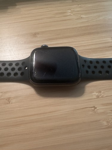 Apple Watch Series 6 - 44mm with GPS - Afbeelding 4 van 14