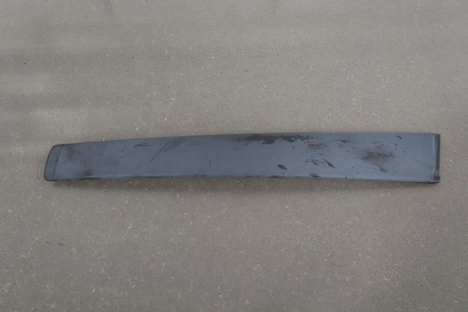 Pontiac GTO 2004-2006 pasajero derecho exterior pilar B moldura Foto 2 de 4