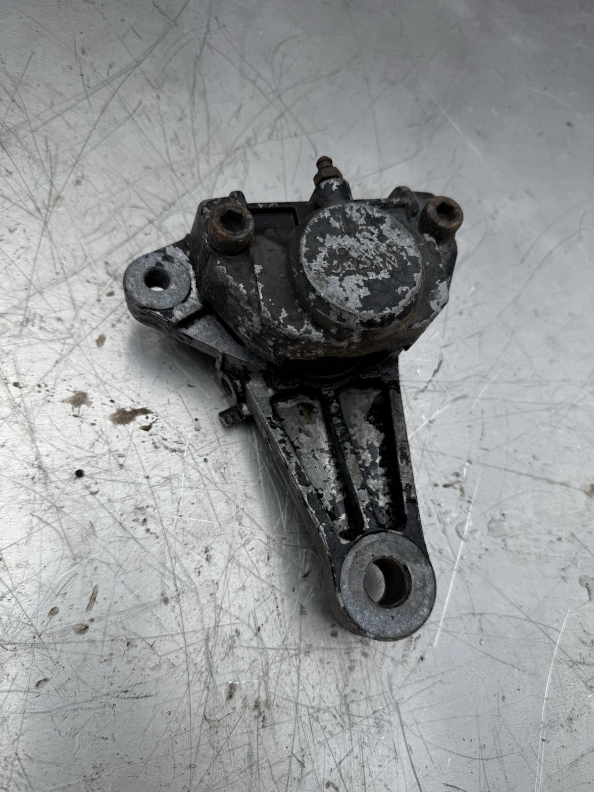 Kawasaki KZ250 KZ 250 Z Brake Caliper Calliper Lines Bracket OEM Genuine Mount