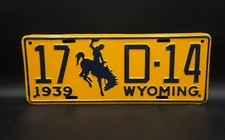 1939 Wyoming DEALER License Plate - Excellent Original