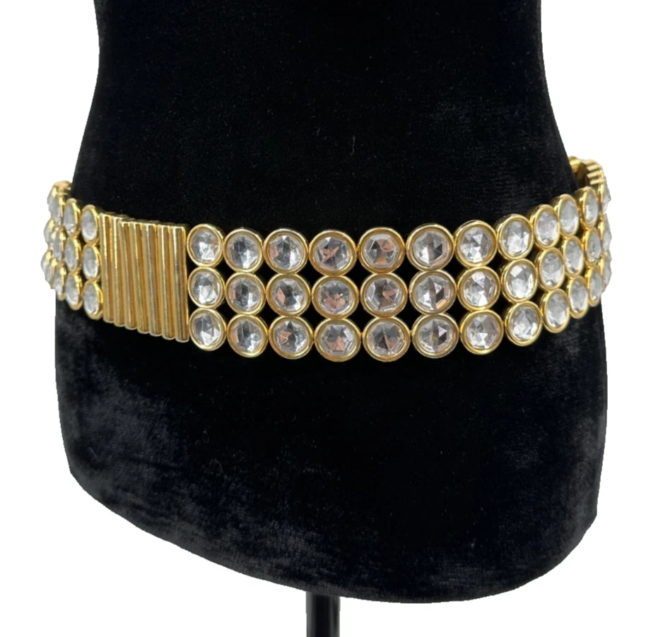 Cinturón retro para mujer tono dorado plástico moldeado duro estrás acento talla única Italia Foto 3 de 4