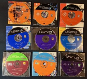 Lot of 8 Official Sega Dreamcast Magazine & 9 Demo Discs 1999-2001