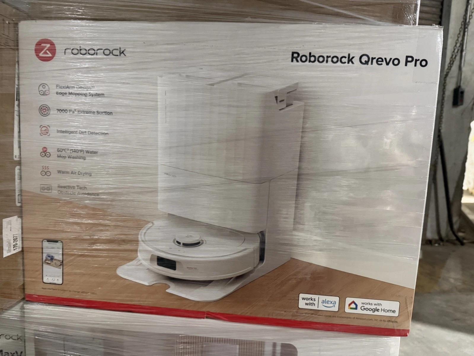Roborock Qrevo Pro Robot Vacuum and Mop with FlexiArm Edge Mopping