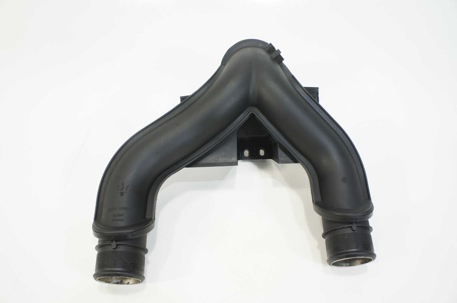 14-18 Maserati Ghibli Quattroporte 3.0L M157 Air Intake Duct Y Pipe Hose OEM