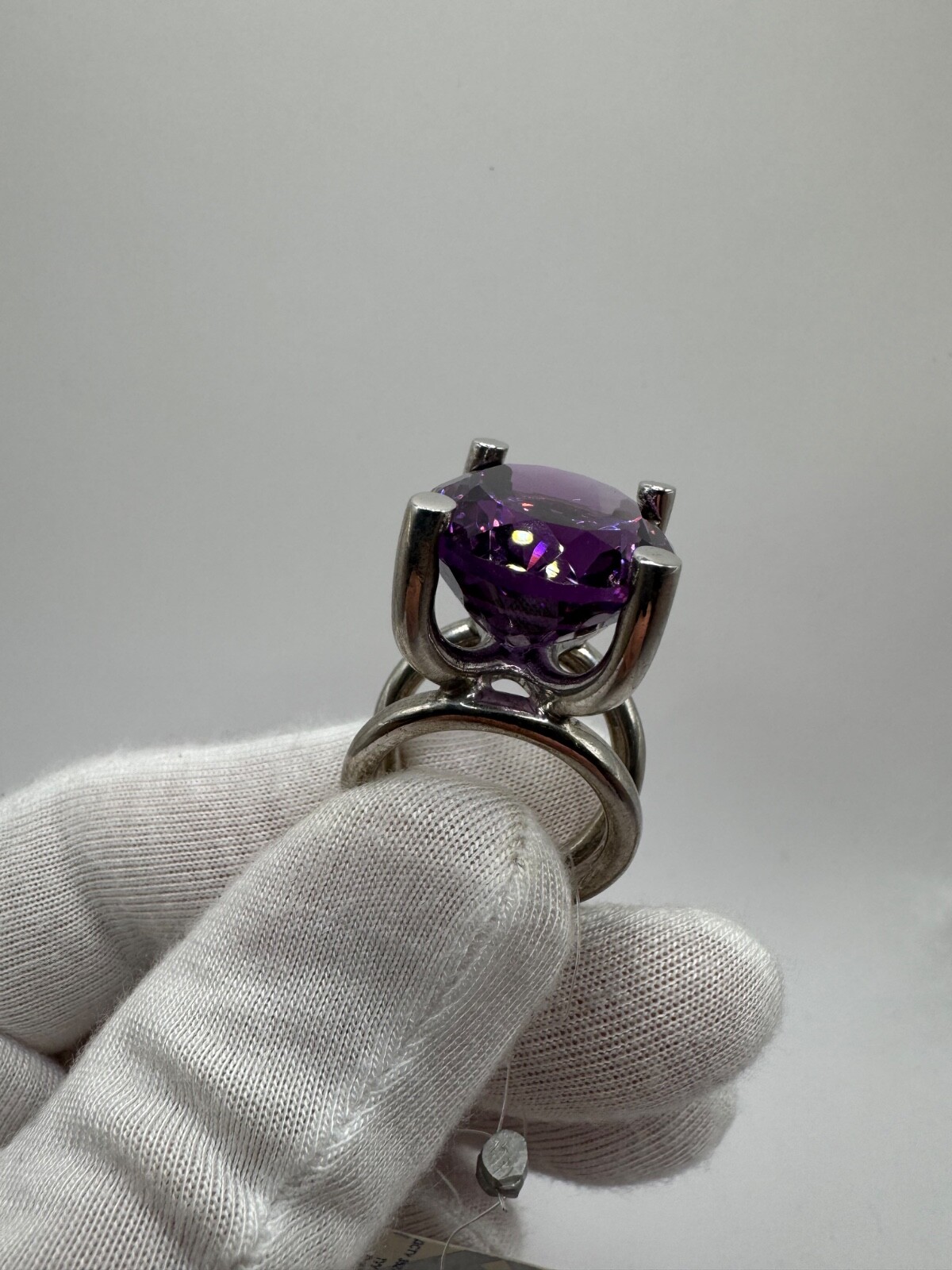 Picture 4 of 12