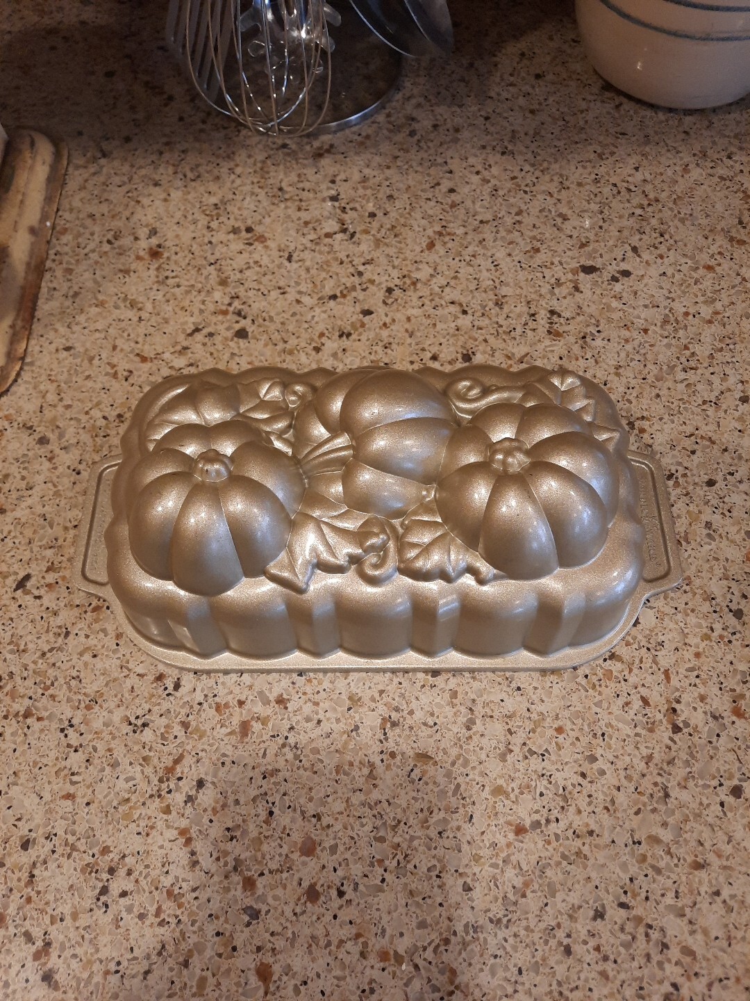 Nordic Ware Pumpkin Patch 6 Cup Loaf Pan Holiday Baking 9x5 eBay