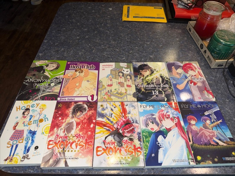 Manga Lot 12 All English