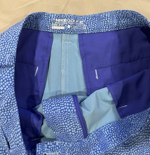 EUC Nike Golf Dri-FIT Women's Shorts Zip Flat Front SZ 4 Blue Pattern - Picture 3 of 7