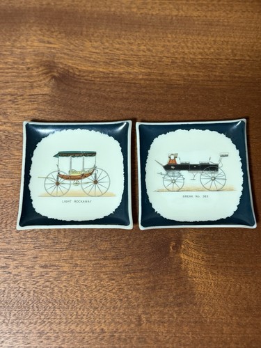 Set piatti portagioie vintage in vetro artistico stampa carrozza lotto 2 piccoli piatti in vetro - Foto 1 di 10