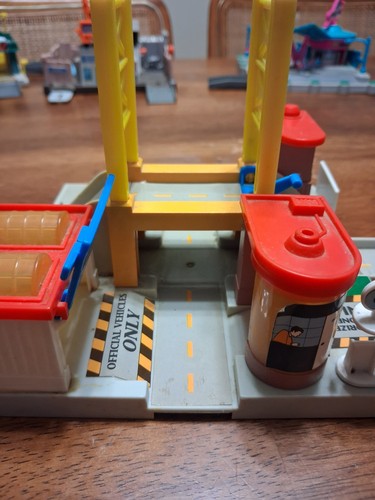 Playset ponte a pedaggio Galoob Micro Machines 1991 serie Hiways & Byways - Foto 5 di 7