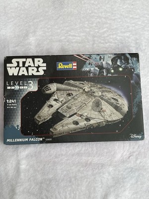 Revell Disney Star Wars Millenium Falcon 1:241 Plastik Modellbausatz 03600