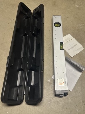 LAZERPRO LEVEL W/ LASER CL2062XL W/ HARD CASE, NEW OLD STOCK WITH RECEIPT ￼