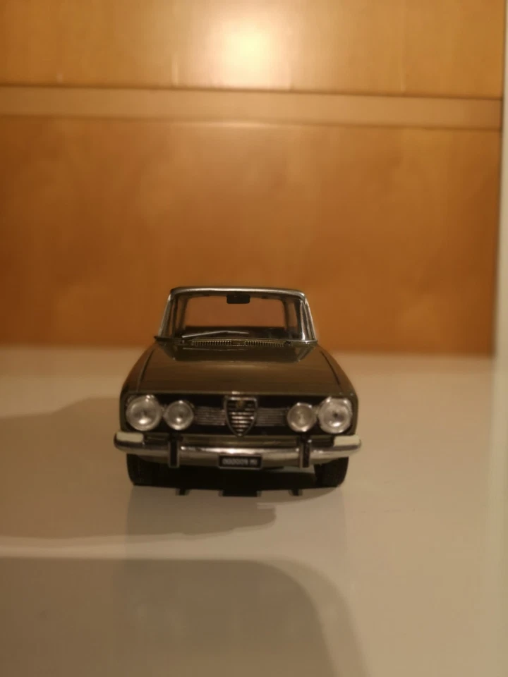 ALFA ROMEO 1750 1978 QUATTRORUOTE SCALA 1/24 - Immagine 2 di 4