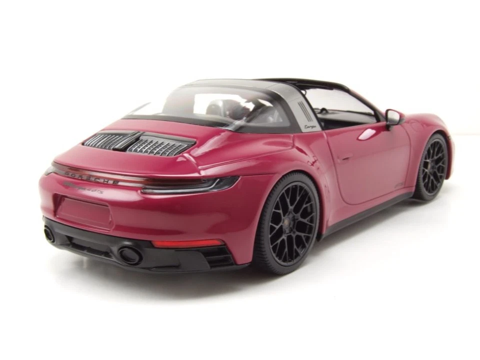 Porsche 911 992 Targa 4 GTS 2021 Rubystar Modellino 1:18 Minichamps - Immagine 2 di 4