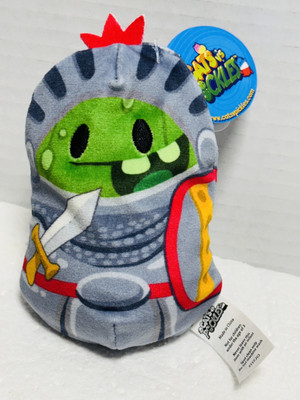 Cats vs Pickles Plush Mayhem Game Exclusive Sir Brunor Knight Pickle NWT 4 