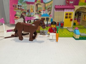 Lego Juniors Pony Farm Set 10674 Instruction Manuals 2014