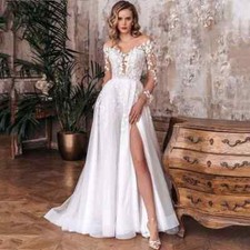 Elegant A-Line Wedding Dresses O-Neck Sulfur Long Sleeves High Slit Bridal Gowns