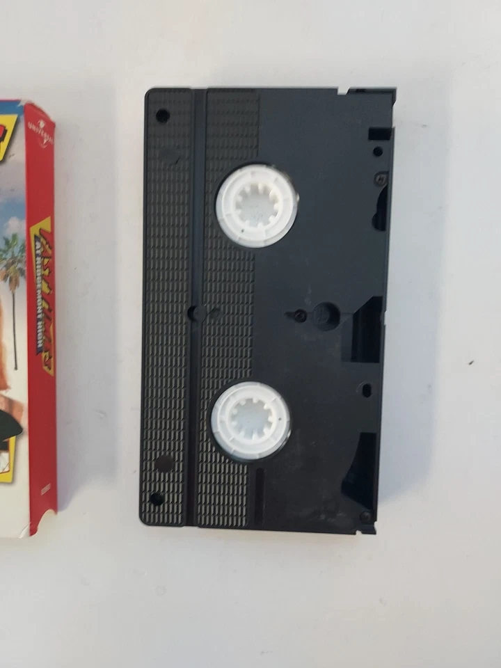 Видеокассета Fast Times at Ridgmont High очень хорошее состояние - Изображение 4 из 4