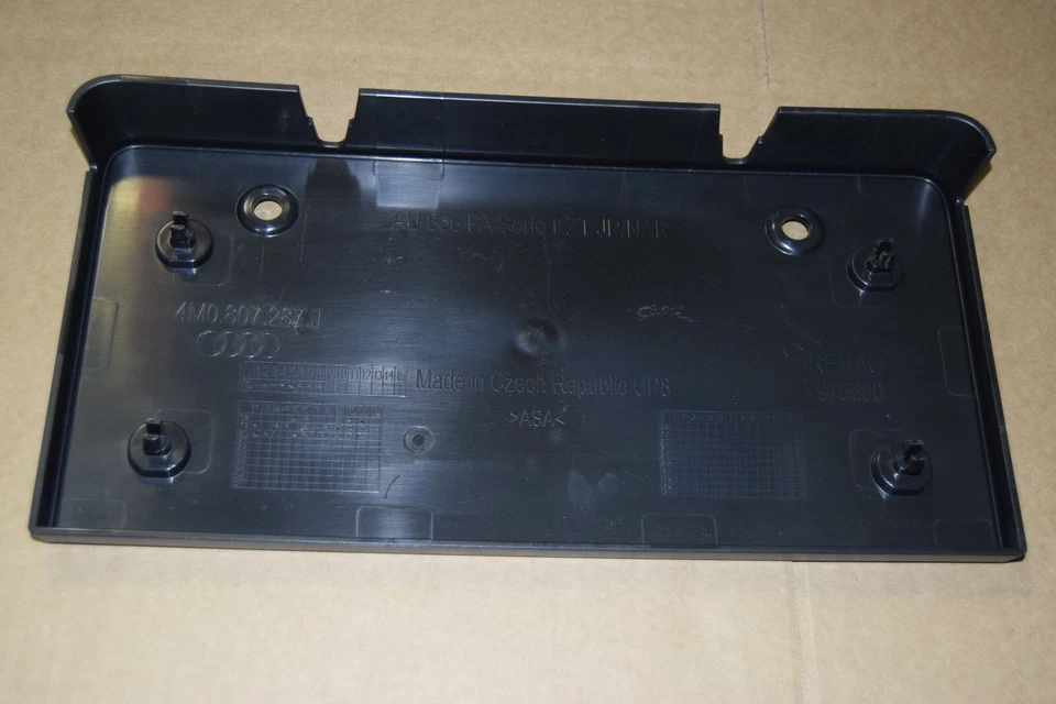 ¡Nuevo! Soporte de licencia delantero Audi Q7 SQ7 2020+ 4M0,807,287,J Foto 3 de 4