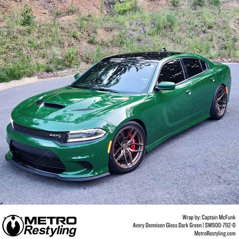 Envoltura de vinilo verde oscuro brillante para automóvil Avery Dennison SW900 5x15 ft | SW900-792-O Foto 2 de 2