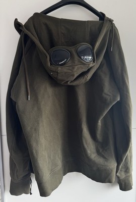 C.P. Company Kapuzenjacke olivgrün Gr. L mit Reißverschluss & Goggle-Linsen