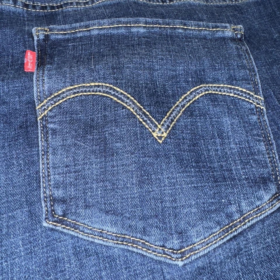 Levi's Jeans Classic Straight Denim Stretch Mid Rise Cotton Womens Blue Size 24W - Image 3 of 4