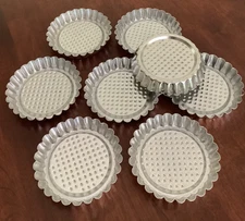 8 Norpro? Metal Individual TART PIE Tartlet Baking Tins 3/4" x 4" diameter ~ VGC