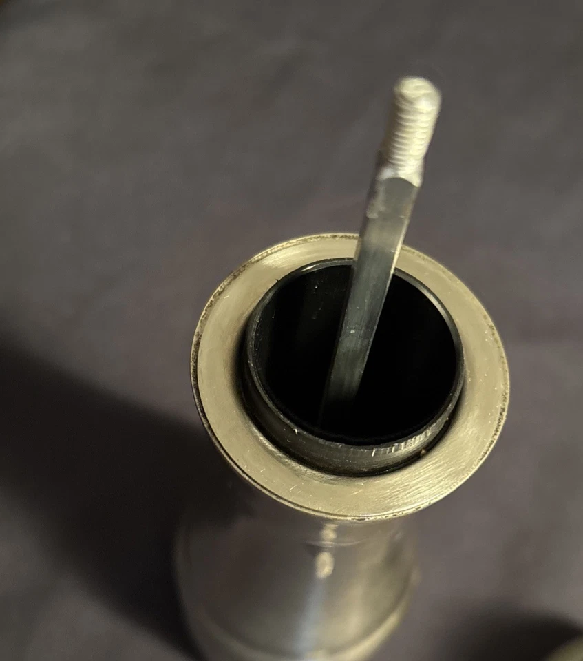 Molinillo de pimienta Old Thompson de acero inoxidable al carbono de 8 pulgadas Foto 2 de 4