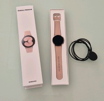 Samsung Galaxy Watch4 40mm Aluminiumgehäuse mit Sport Band - Rosé Gold 