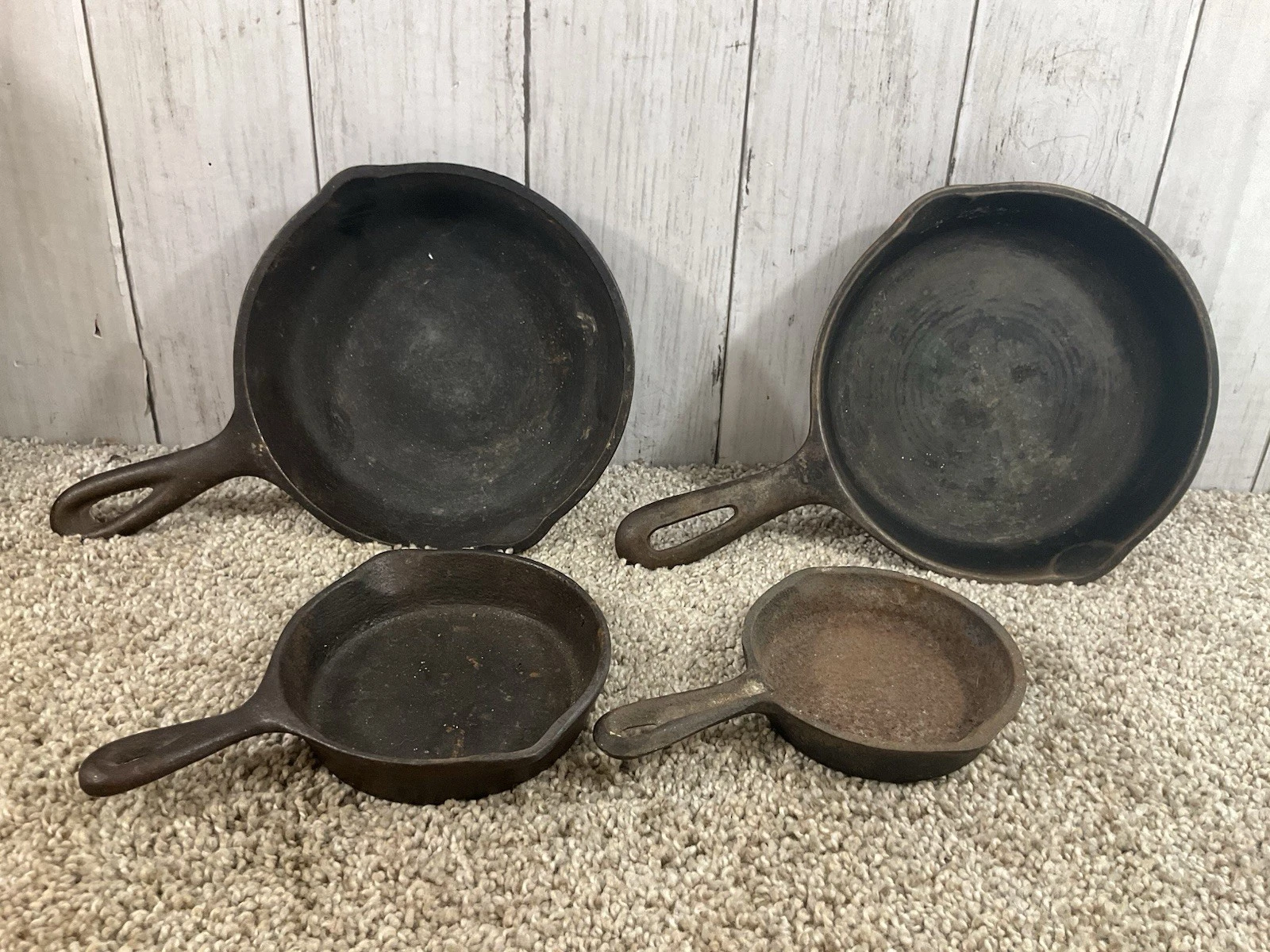 Lot Of 4 (2) 6.5”, 4.5” And 3 3/4” Cast Iron Skillet