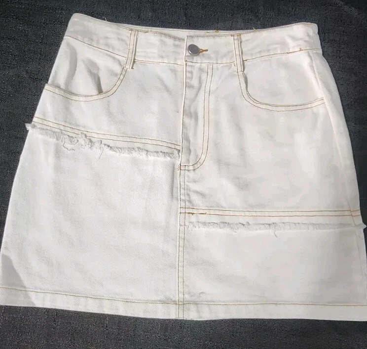 Altar'd State Mini Skirt Small Womans White Jean Raw Hem Detail NEW