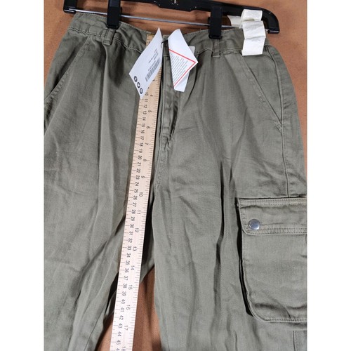 Neu mit Etikett!! Boohoo entspannte Passform gewaschen Cargojeans mit mehreren Taschen Salbei Wm 10 - Bild 3 von 8