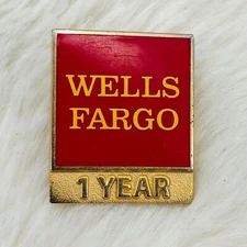 Wells Fargo Bank 1 Year Employee Service Award Lapel Pin